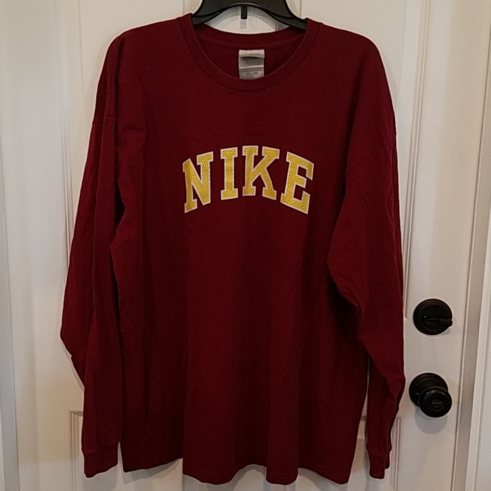 Nike Long Sleeve T-shirt